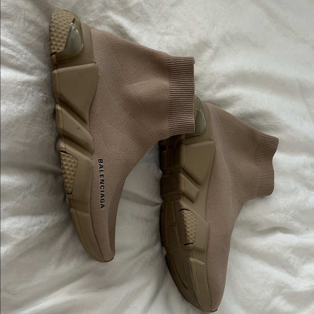 Balenciaga women’s Beige Sock Sneakers 38 Sz 8 authentic - Picture 2 of 7